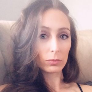 Meet your Posher, Kelli